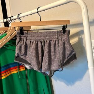 Size 8 Lululemon hotty hot shorts 2.5 in inseam
